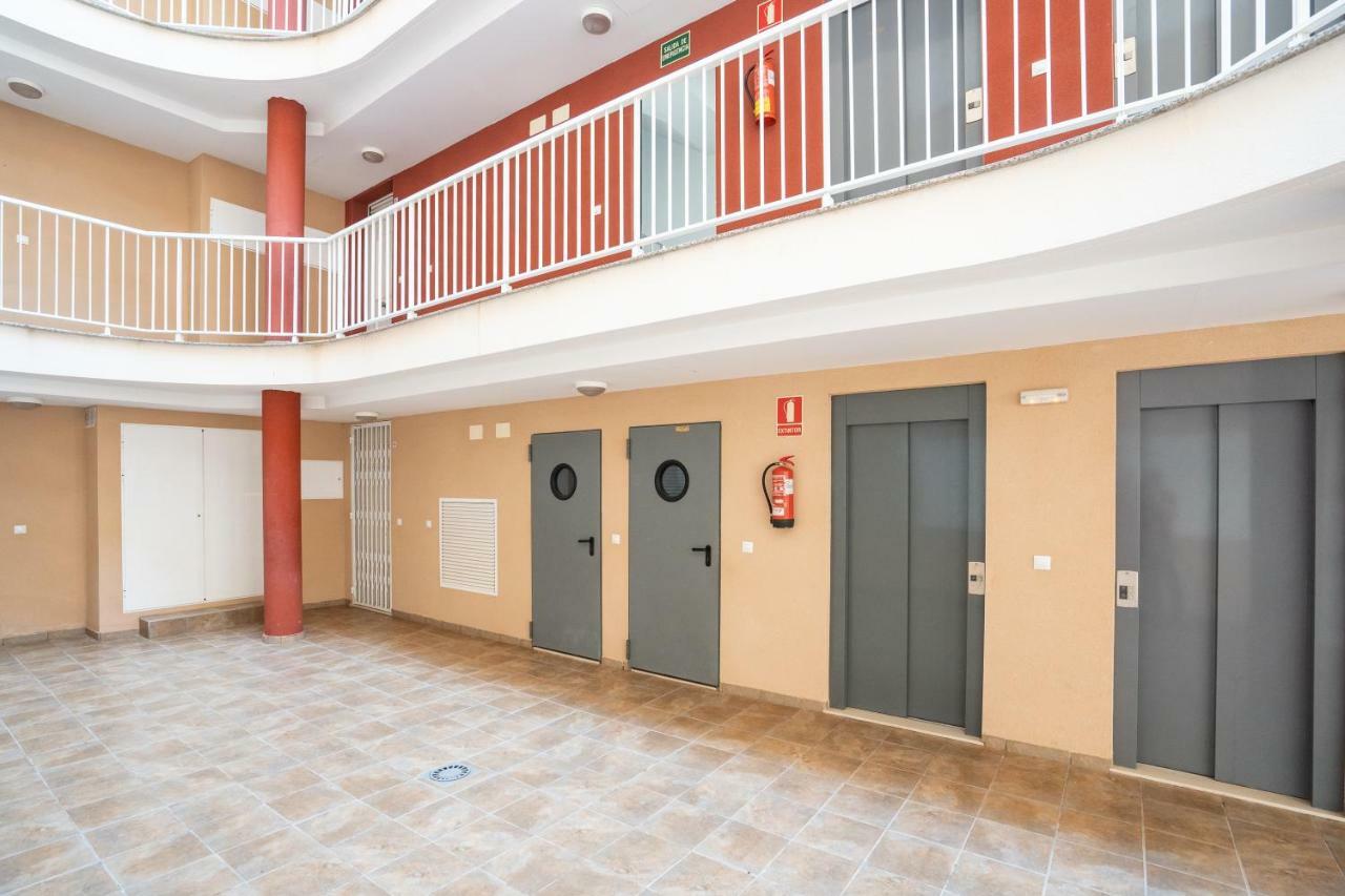 Ideally Located Holiday Apartment Монкофар Экстерьер фото